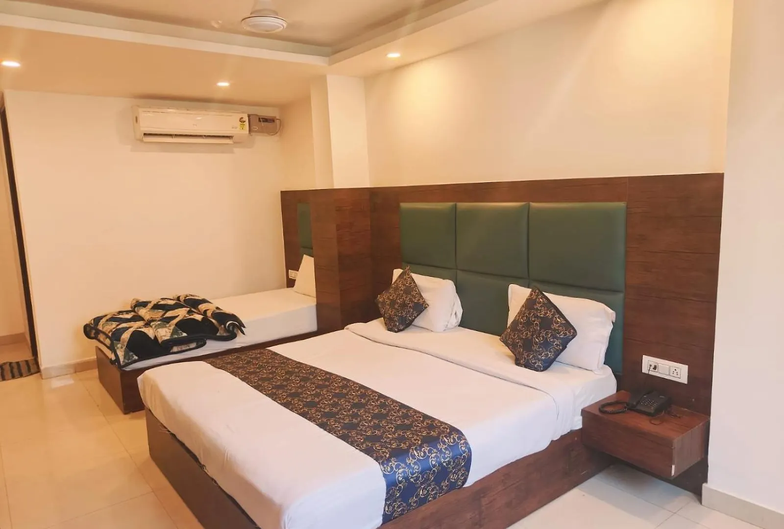 Hotel Le Mount Plaza Delhi Igi Airport New Delhi